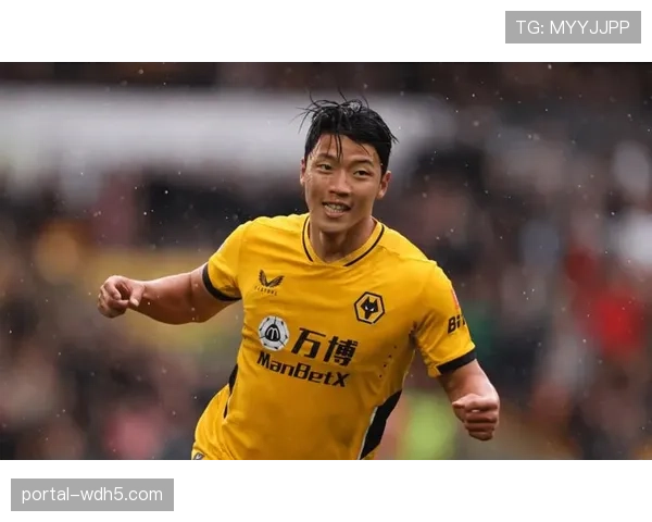 狼队前锋黄喜灿伤愈复出,有望周末联赛替补登场 狼队前锋黄喜灿伤愈复出,有望周末联赛替补登场