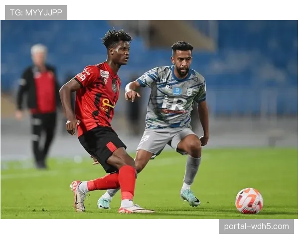 朗斯客场挑战尼斯，榜首队迎战防守劲旅